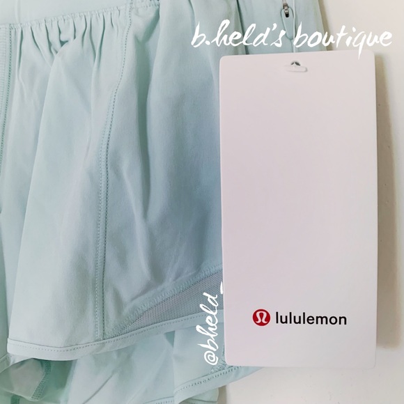 lululemon Hotty Hot Low-Rise Lined Short 2.5" in Delicate Mint Size 4 New NWT - Picture 5 of 12